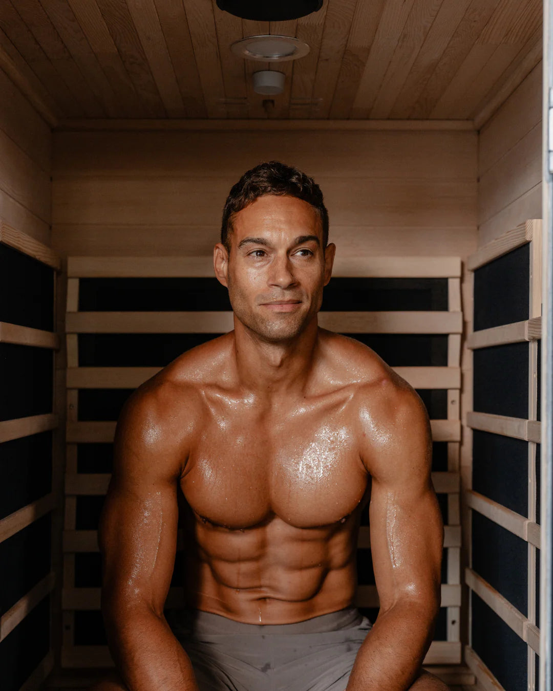 ® Solara: 1-Person Full Spectrum Infrared Sauna