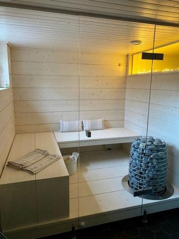 HUUM HIVE Electric Sauna Heater, view 4